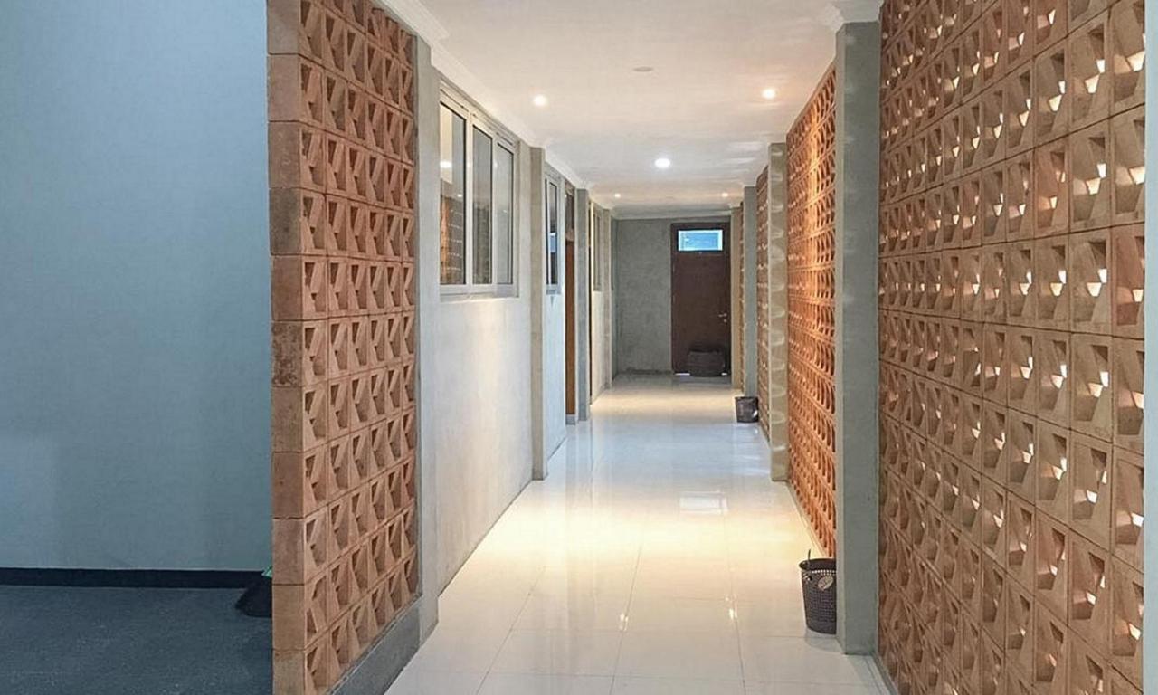 Reddoorz Near Wisata Paribendo Lawang Hotell Eksteriør bilde