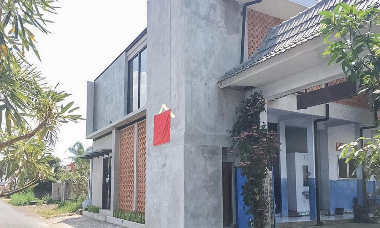 Reddoorz Near Wisata Paribendo Lawang Hotell Eksteriør bilde